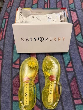 katy perry sandals